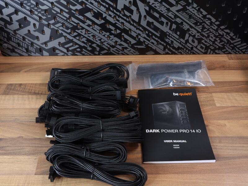 be-quiet-dark-power-pro-14-io-kabler.JPG